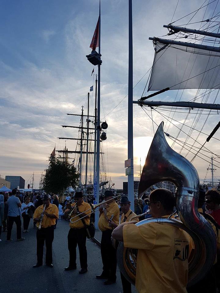 21322649_1610729345613469_2045841139_n