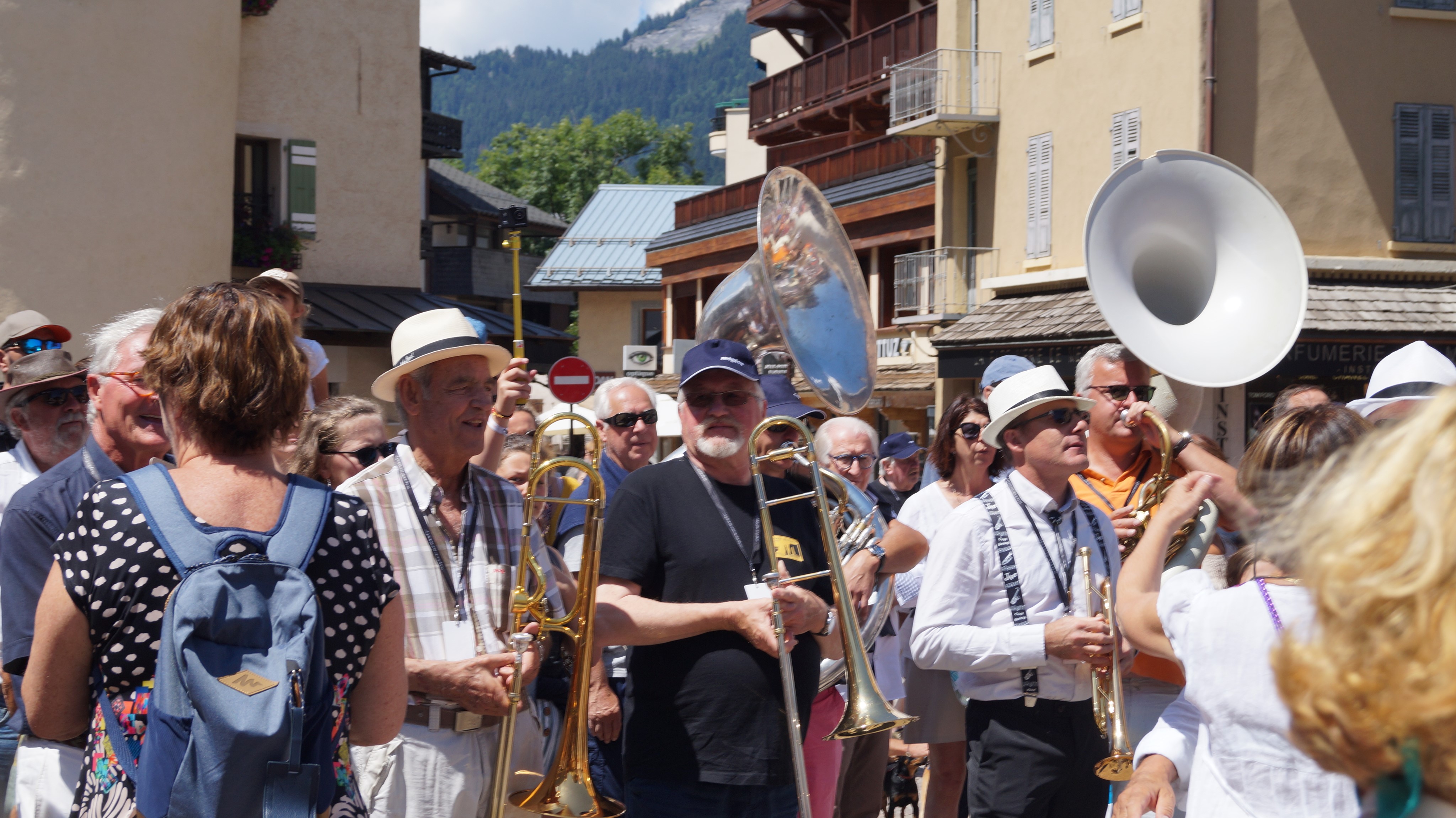 67382381_2382837251805571_2648167815558725632_n