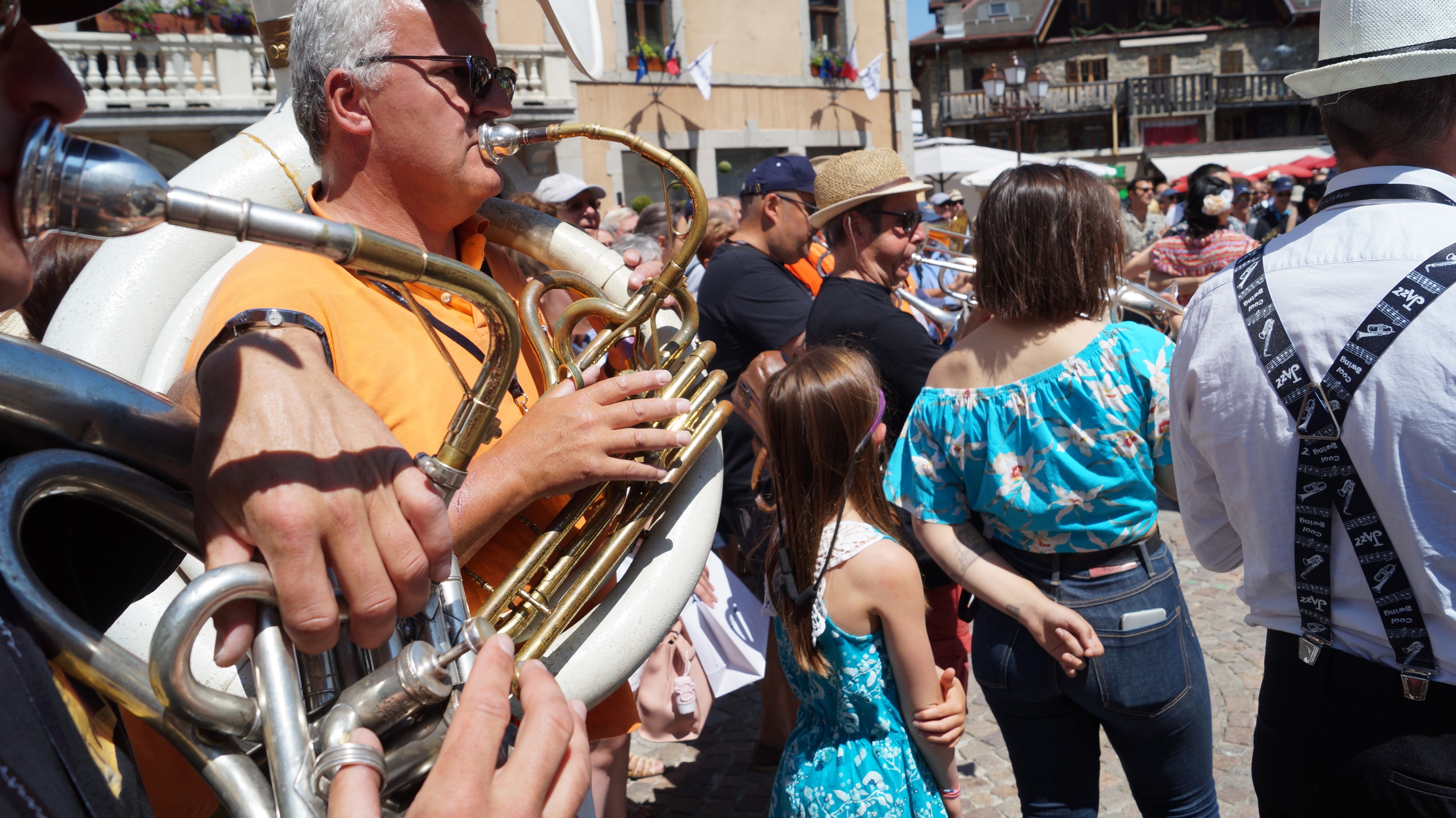 67888847_895396944186821_4835986343249051648_n